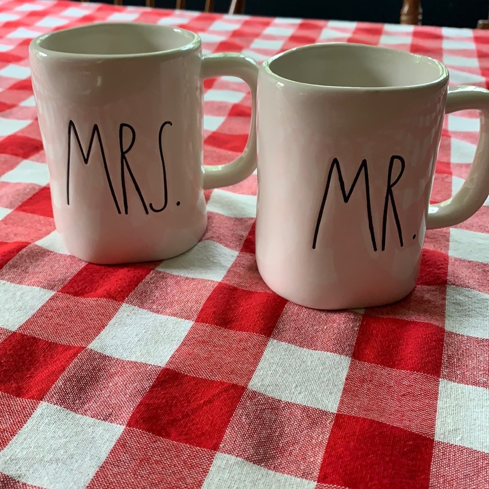 Set of Rae Dunn mugs,$25